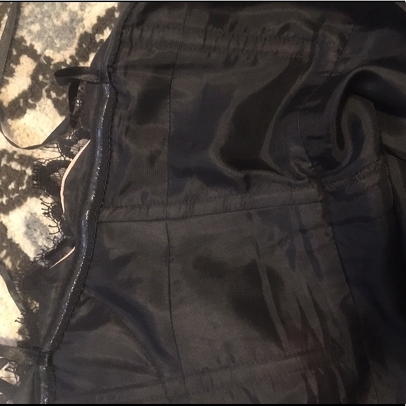 BCBG MAX AZRIA lace dress size 2P - Picture 6 of 8